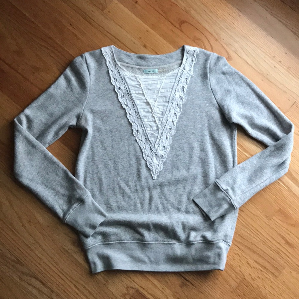 Kimchi Blue Eyelet sweatshirt
